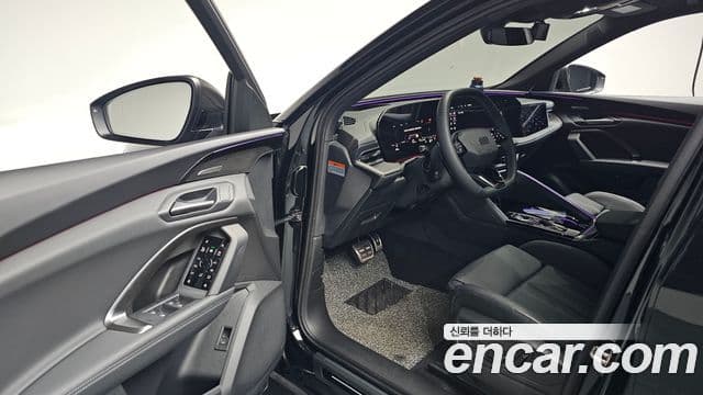 Audi Q5 2025 — ფოტო 10/20