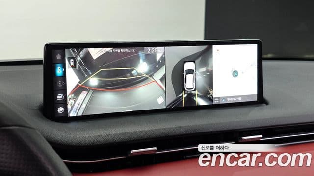 Genesis GV70 2021 — ფოტო 13/20