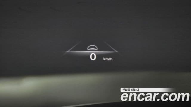 Genesis GV70 2021 — ფოტო 16/20