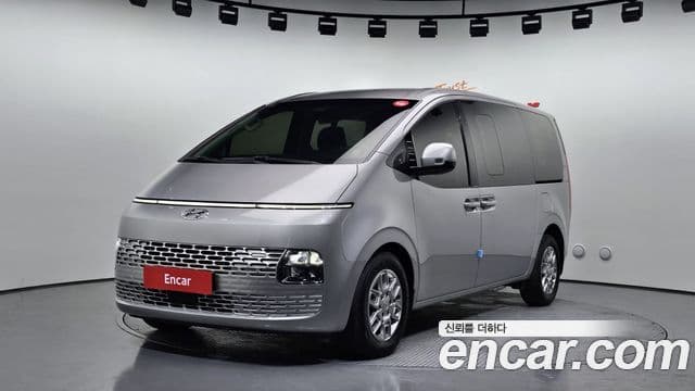 Hyundai Staria 2021 — Şəkil 1/20