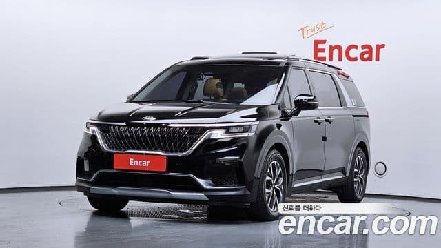 Kia Carnival 2021 — ფოტო 1/20