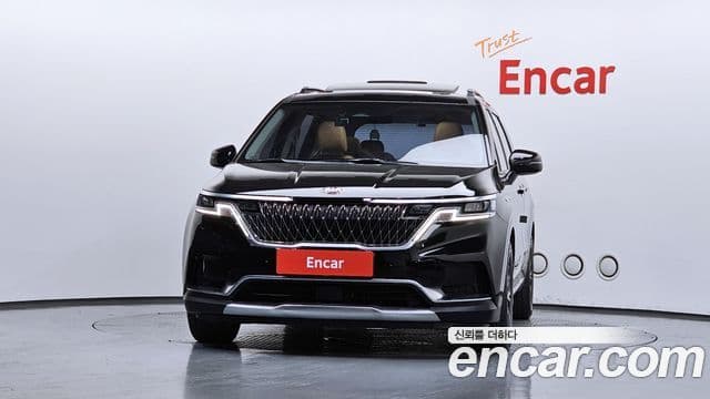 Kia Carnival 2021 — ფოტო 3/20