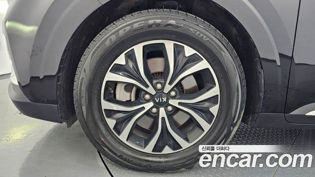 Kia Carnival 2021 — фото 5 из 20