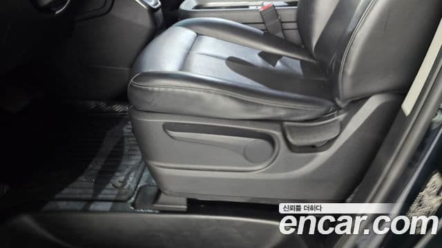 Hyundai Staria 2021 — ფოტო 20/20