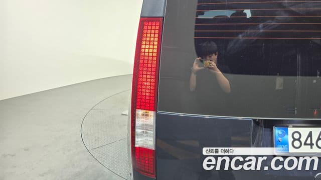 Hyundai Staria 2021 — ფოტო 26/30
