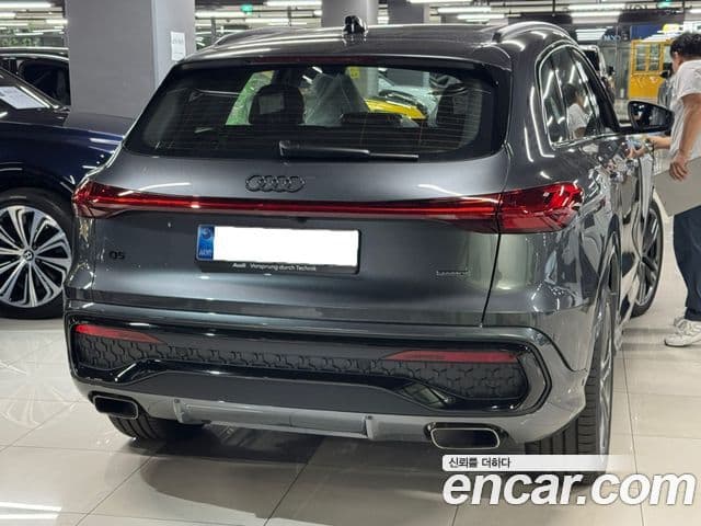 Audi Q5 2025 — Şəkil 3/15