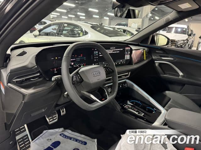 Audi Q5 2025 — Şəkil 4/15