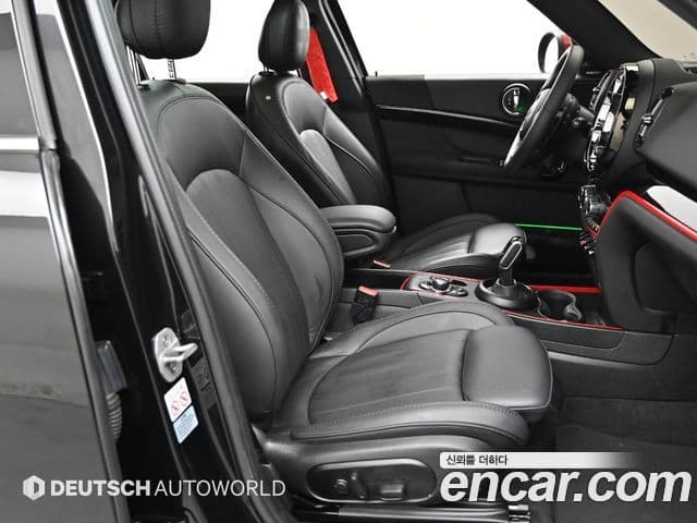 Mini Cooper S Countryman 2024 — ფოტო 8/20