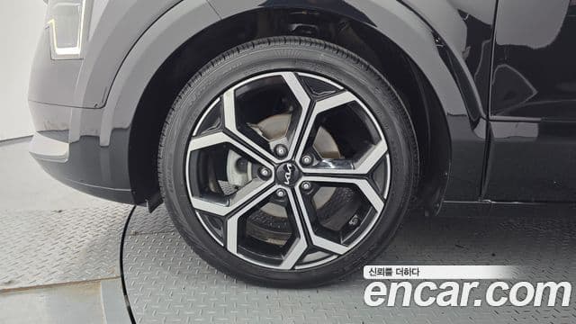 Kia Niro 2022 — ფოტო 4/20