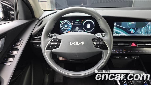 Kia Niro 2022 — ფოტო 12/20