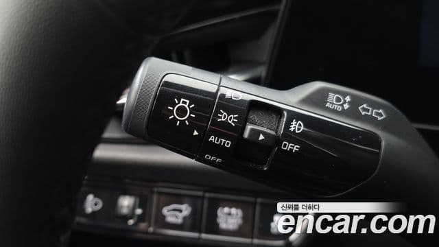 Kia Niro 2022 — ფოტო 16/20