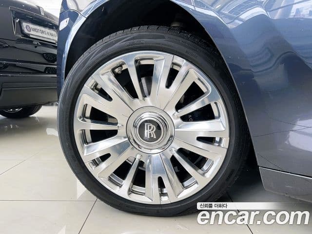 Rolls-Royce Ghost 2018 — Şəkil 4/20