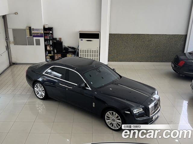 Rolls-Royce Ghost 2018 — Şəkil 19/20