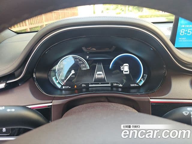 Genesis GV70 2021 — Şəkil 8/20