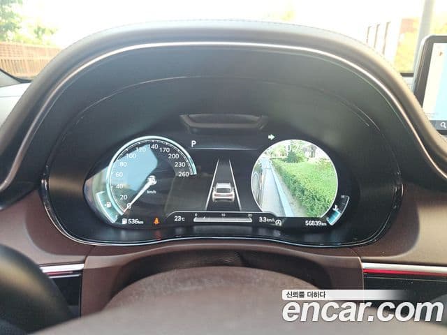 Genesis GV70 2021 — Şəkil 9/20