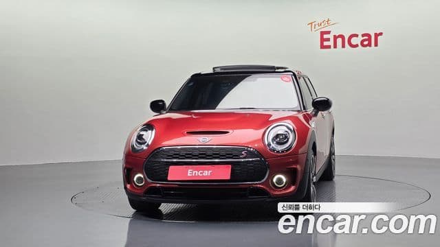 Mini Cooper S Clubman 2020 — Фото 3/20