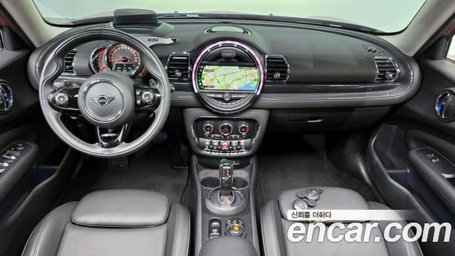 Mini Cooper S Clubman 2020 — Фото 7/20
