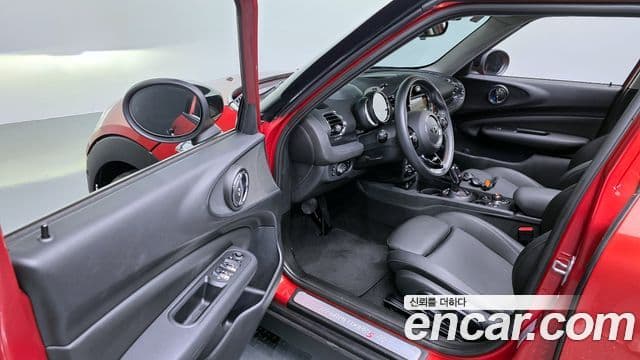 Mini Cooper S Clubman 2020 — Фото 10/20