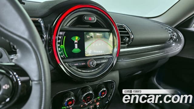 Mini Cooper S Clubman 2020 — Фото 16/20