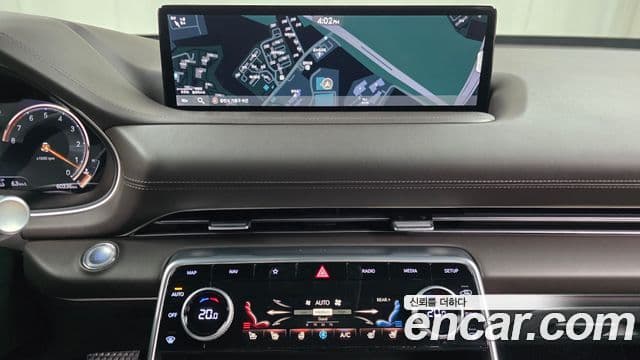 Genesis GV80 2020 — Photo 32/37