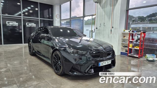 BMW M5 2025 — ფოტო 1/14
