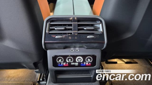 BMW M5 2025 — ფოტო 10/14