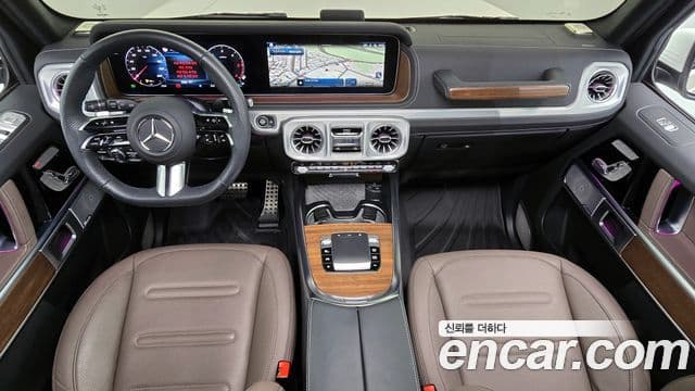 Mercedes-Benz G-Class 2025 — ფოტო 16/33