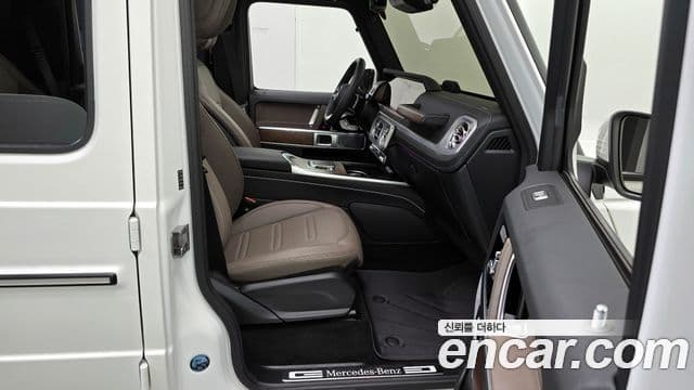 Mercedes-Benz G-Class 2025 — ფოტო 15/33