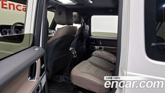 Mercedes-Benz G-Class 2025 — ფოტო 11/33