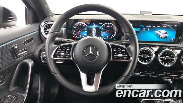 Mercedes-Benz A-Class 2021 — Şəkil 13/20