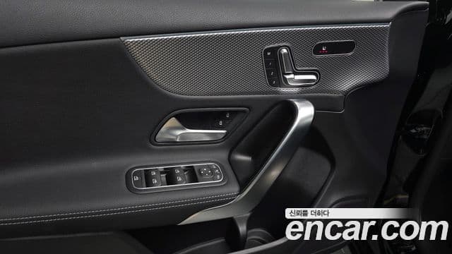 Mercedes-Benz A-Class 2021 — Şəkil 16/20
