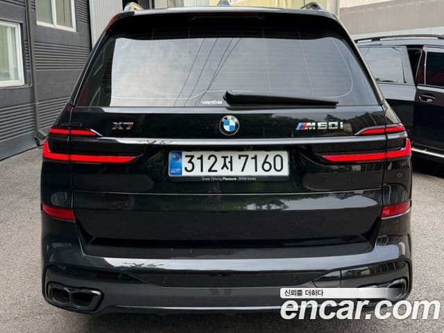 BMW X7 2025 — Фото 3/11