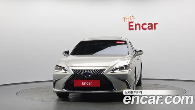 Lexus ES300h 2020 — Şəkil 3/20