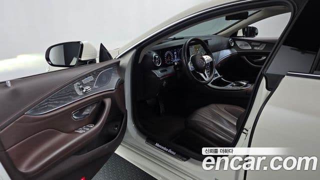 Mercedes-Benz CLS-Class 2020 — ფოტო 9/20