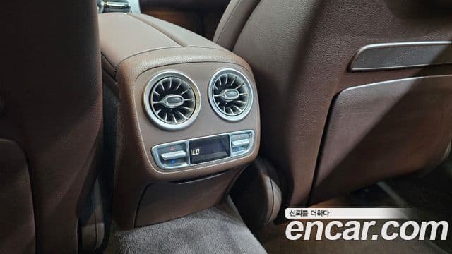 Mercedes-Benz CLS-Class 2020 — Photo 6/37