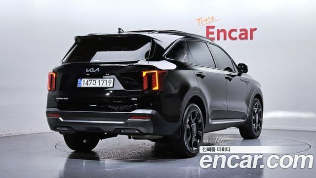 Kia Sorento 2024 — ფოტო 2/20