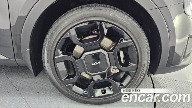 Kia Sorento 2024 — Photo 5/37