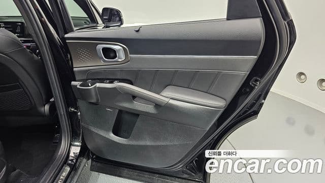 Kia Sorento 2024 — Photo 9/37