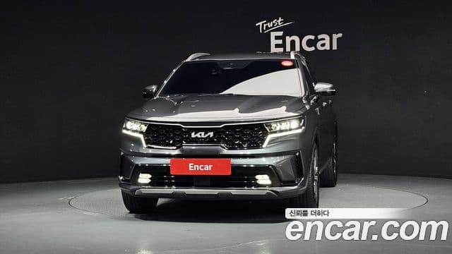 Kia Sorento 2022 — Фото 3/20