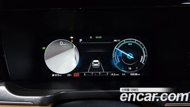 Kia Sorento 2022 — Фото 8/20