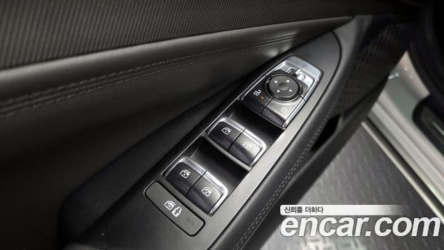 Kia K8 2025 — Photo 9/36