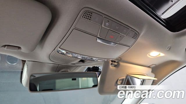Mercedes-Benz E-Class 2019 — Şəkil 17/20