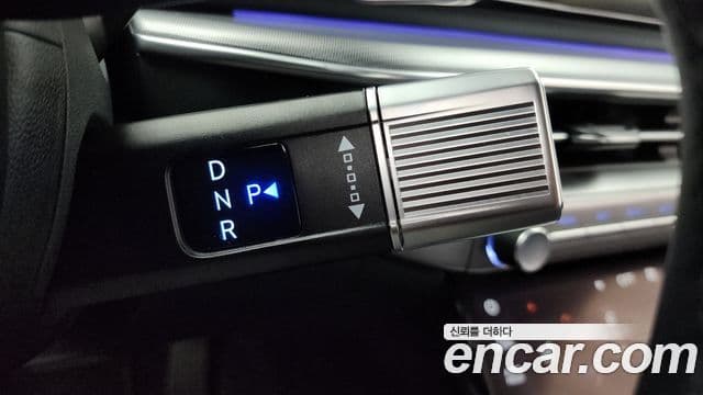 Hyundai Grandeur 2023 — ფოტო 9/20
