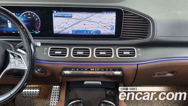 Mercedes-Benz GLS-Class 2024 — ფოტო 14/20