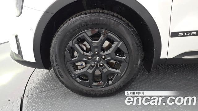 Kia Sorento 2025 — ფოტო 5/20