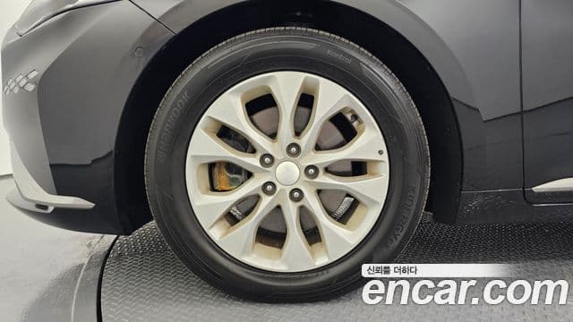 Kia K8 2022 — ფოტო 5/20