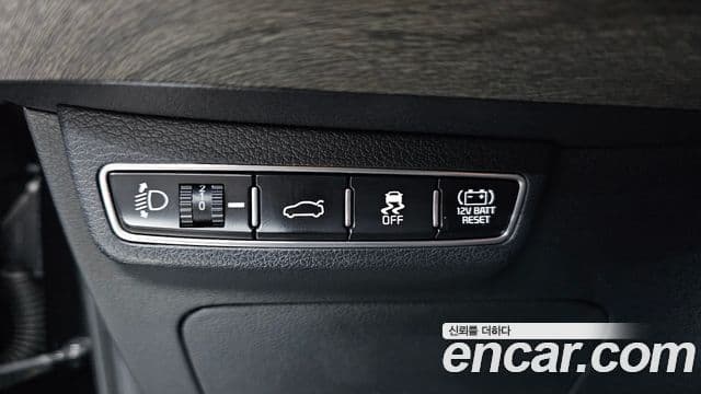 Kia K8 2021 — Şəkil 14/20