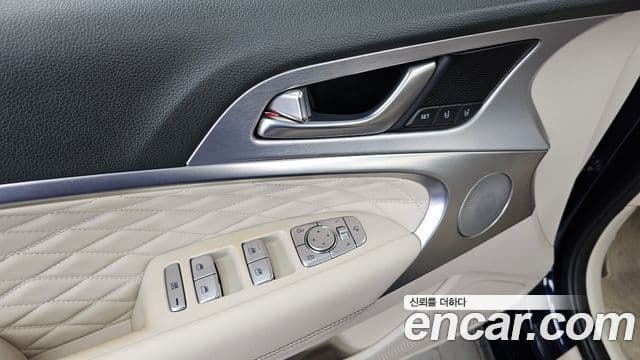 Genesis G70 2019 — Şəkil 8/32