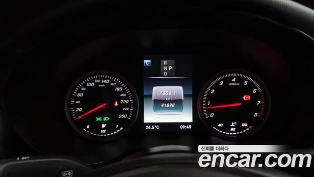 Mercedes-Benz GLC-Class 2019 — Фото 8/20