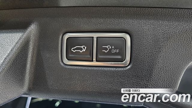 Kia Sorento 2024 — ფოტო 18/20